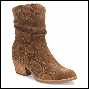 🆕 {Söfft} Aronna Waterproof Leather Snake Slouch Ankle Boots